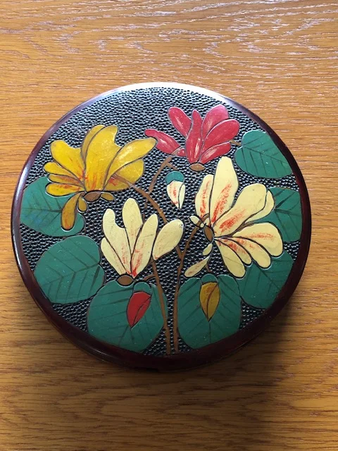 Boite ancienne bois peinte