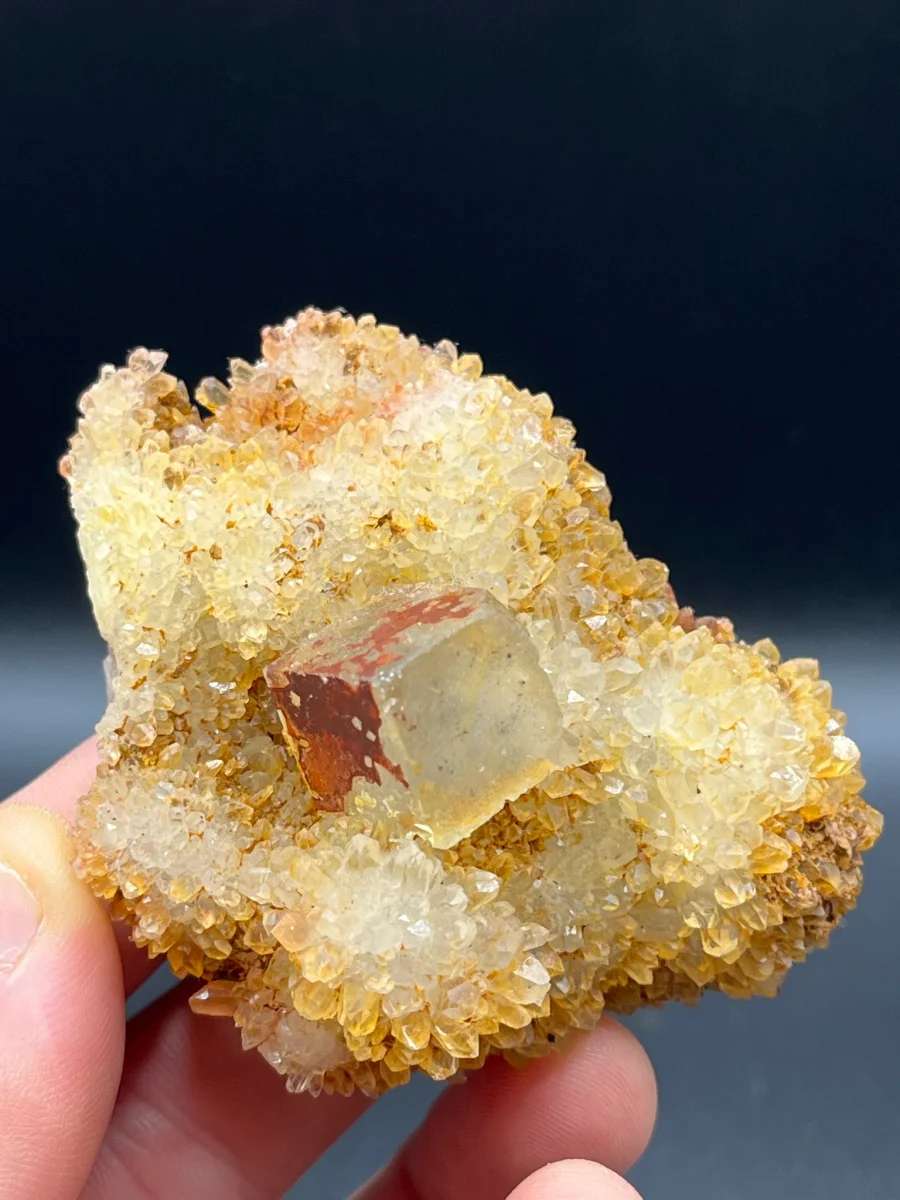 fluorite jaune cubique