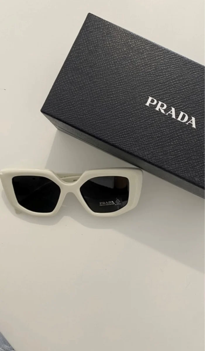 Lunette PRADA