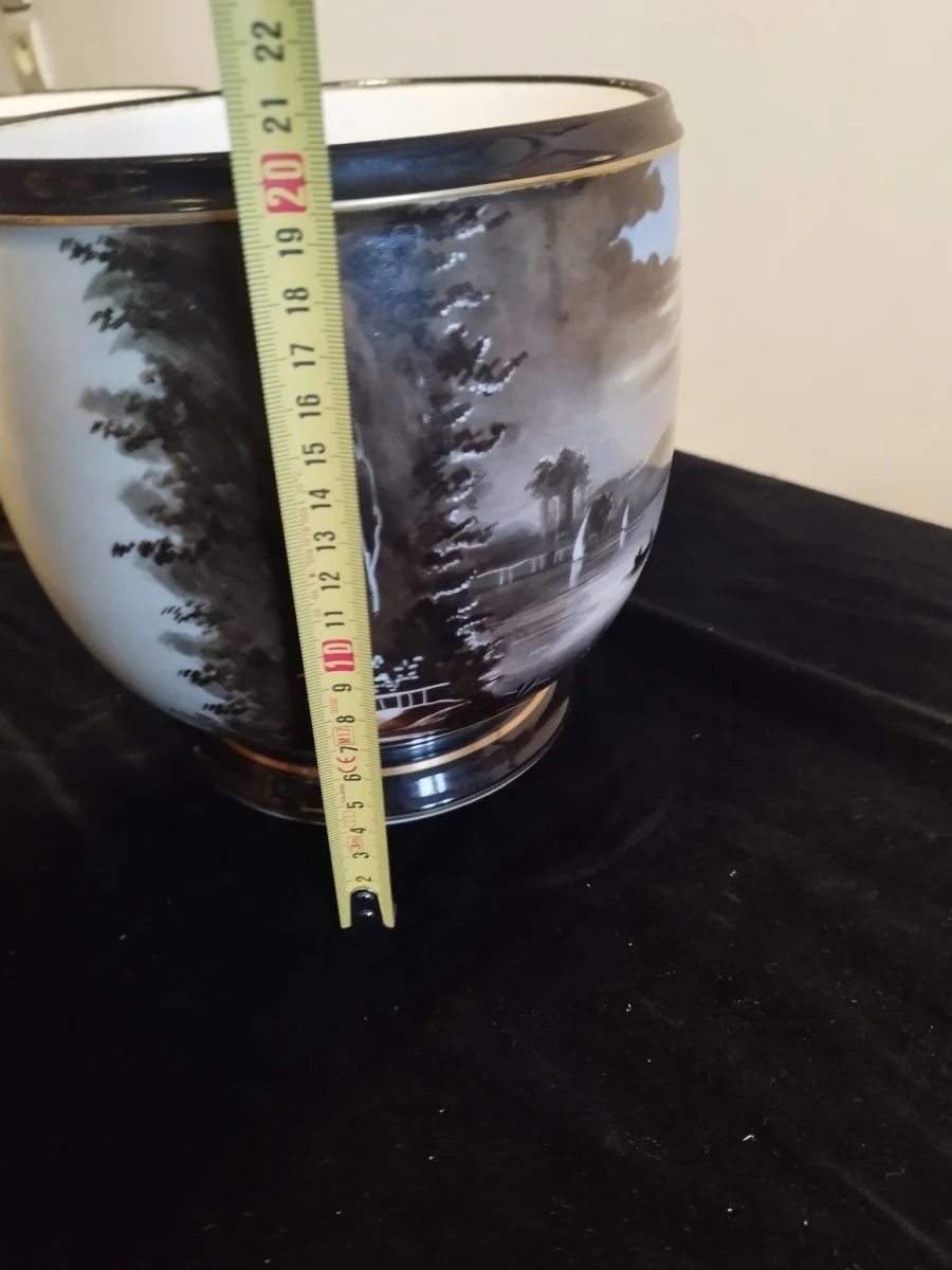 Cache pot ancien en céramique.lot de 2