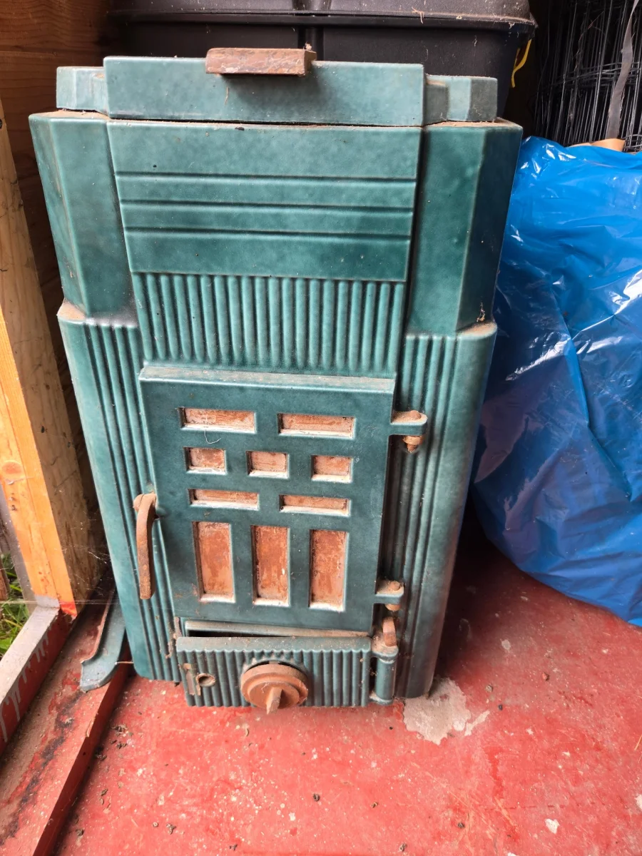 A Vendre poêle a charbon Monthermé