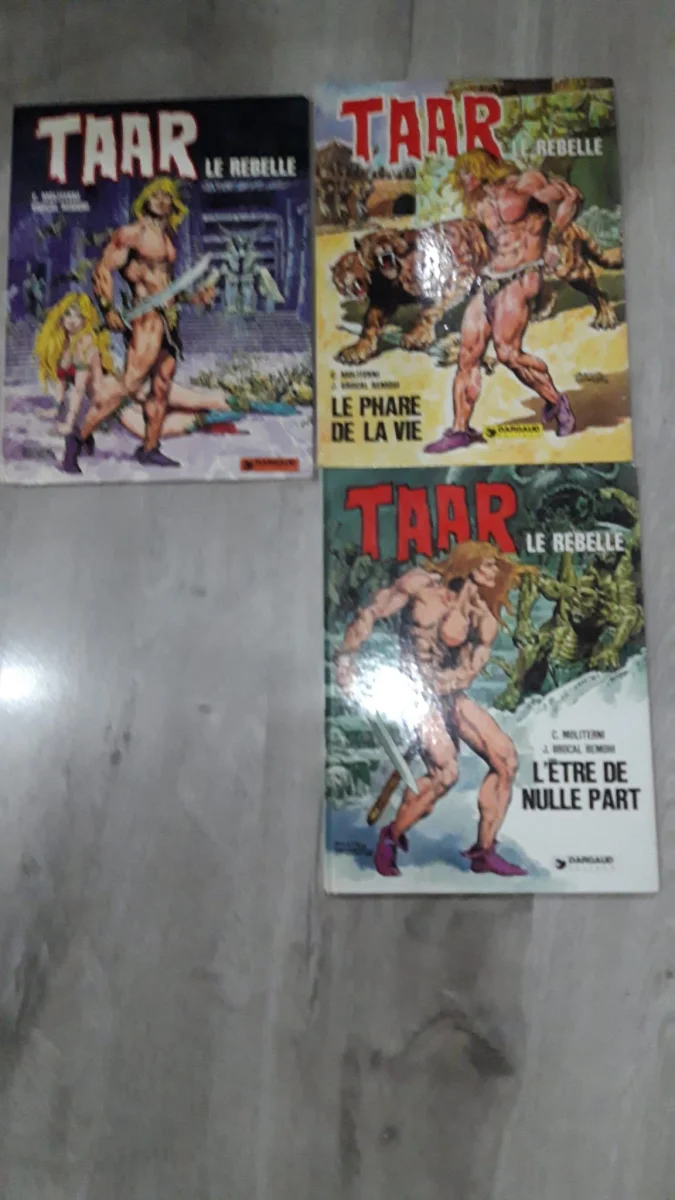 lot de 7 bandes dessinées cartonnées BD. . Taar le rebelle