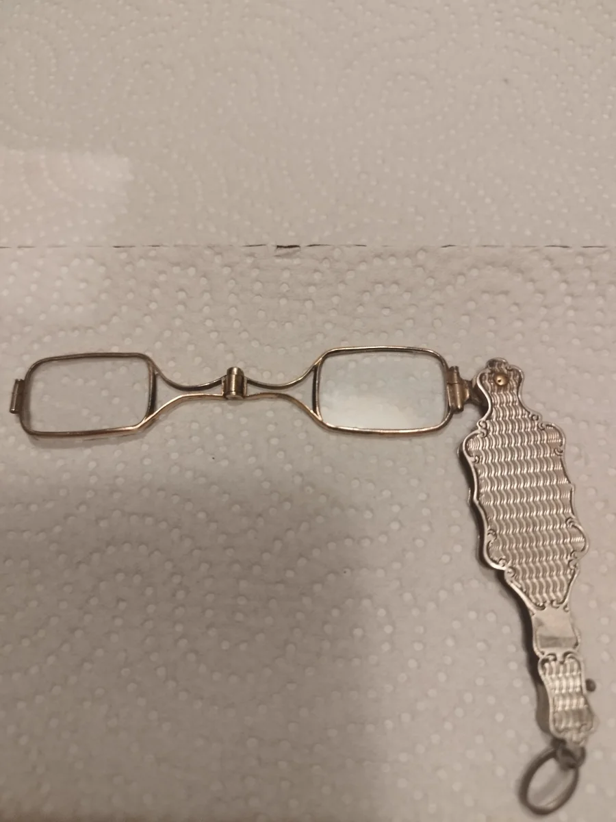 Ancienne lorgnette de théâtre pendentif en vermeil – Argent poinçon sanglier – Belle Époque