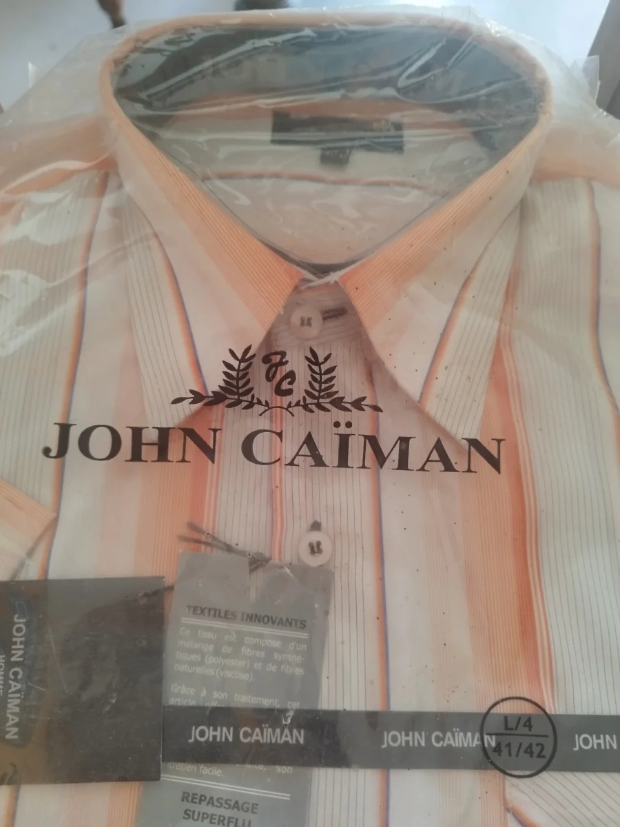 Chemise John Caïman Neuve vintage T. L /41-42 manches courtes sous blister