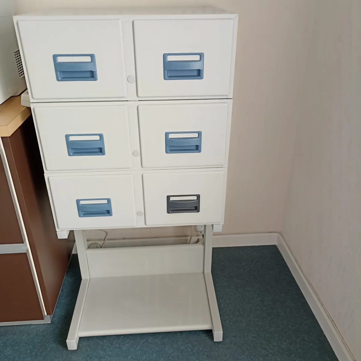 Classeur métallique de bureau