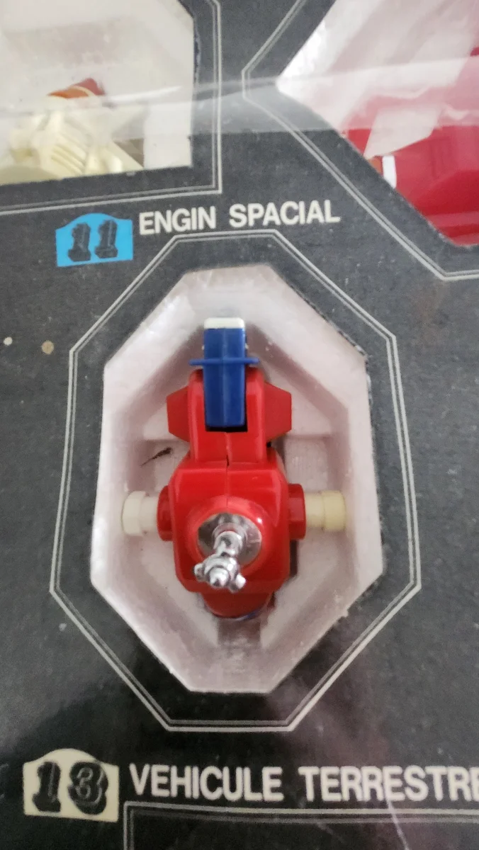 Robot Vintage Halley : Le Défenseur de la Comète (15-en-1)