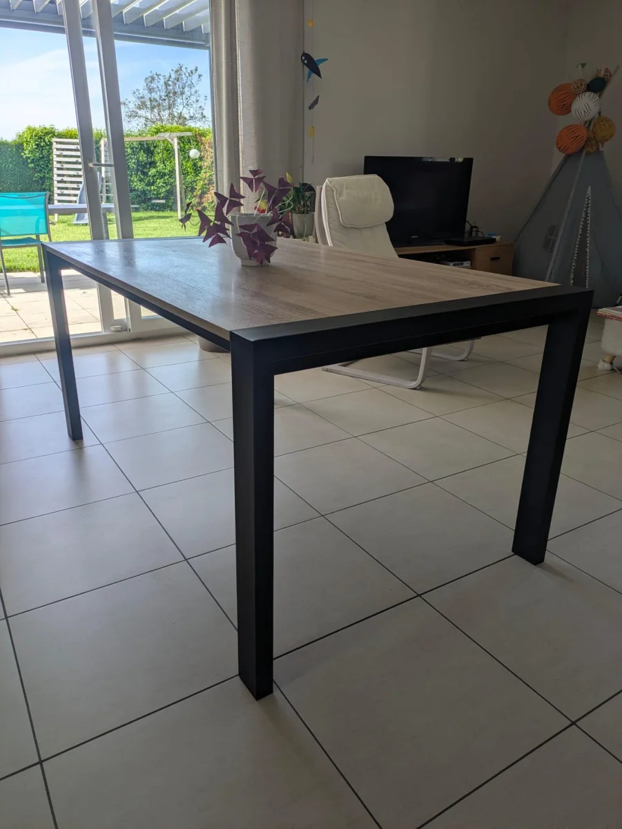 Table salle à manger 160>240cm