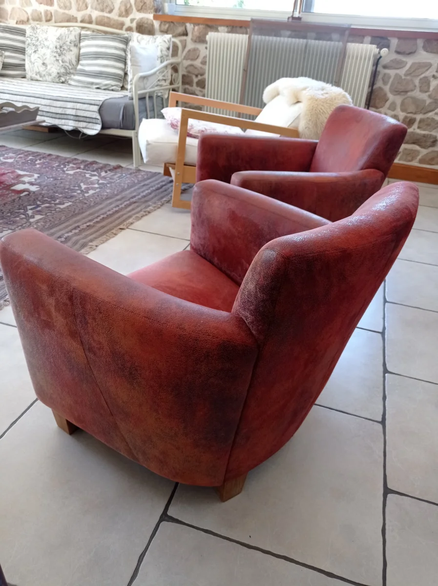 Paire fauteuils rouges