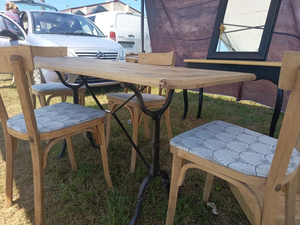 Table Bistro noyer