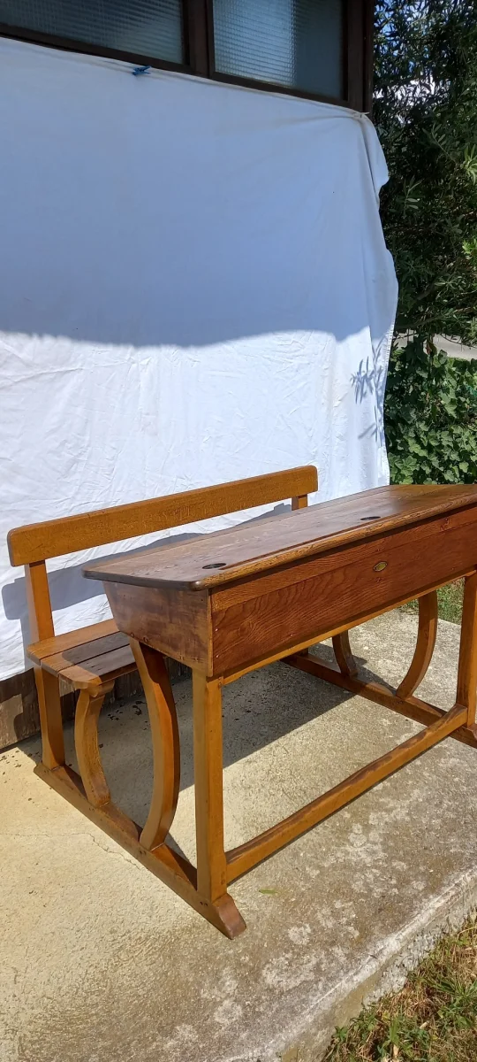 Bureau d'école vintage Saint-Martin 2 places Pieds galbés années 50 en chêne