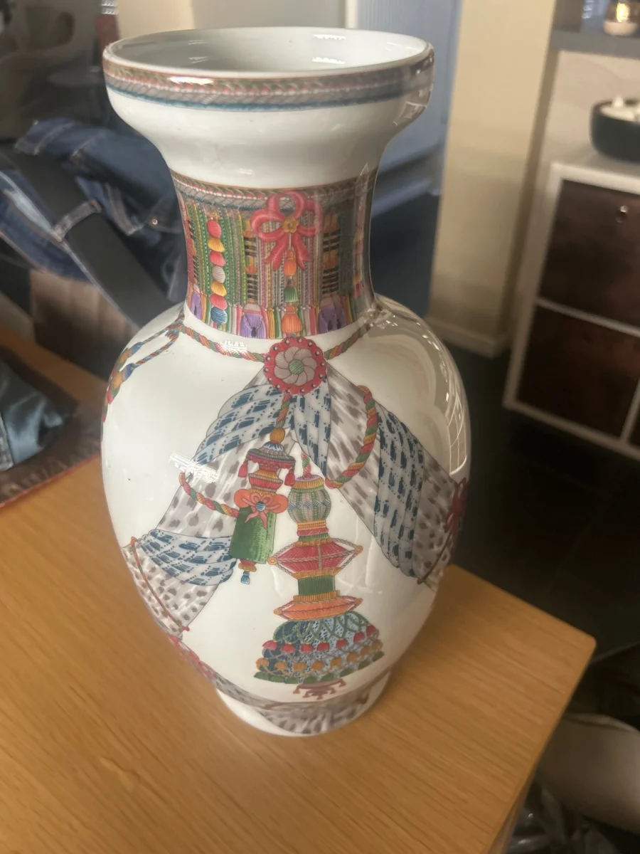 Beau vase collection Porcelaine de Limoge