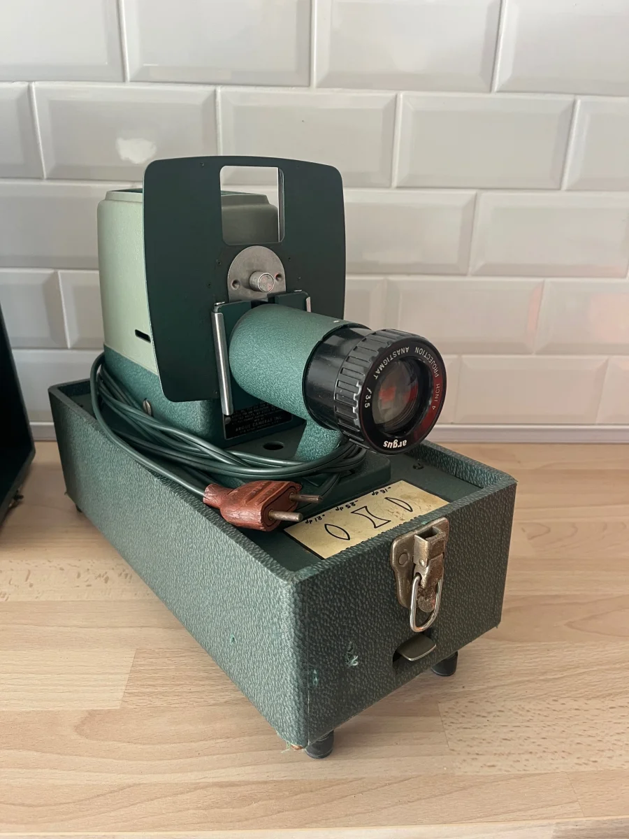 Projecteur vintage argus PBB-300 - année 1950