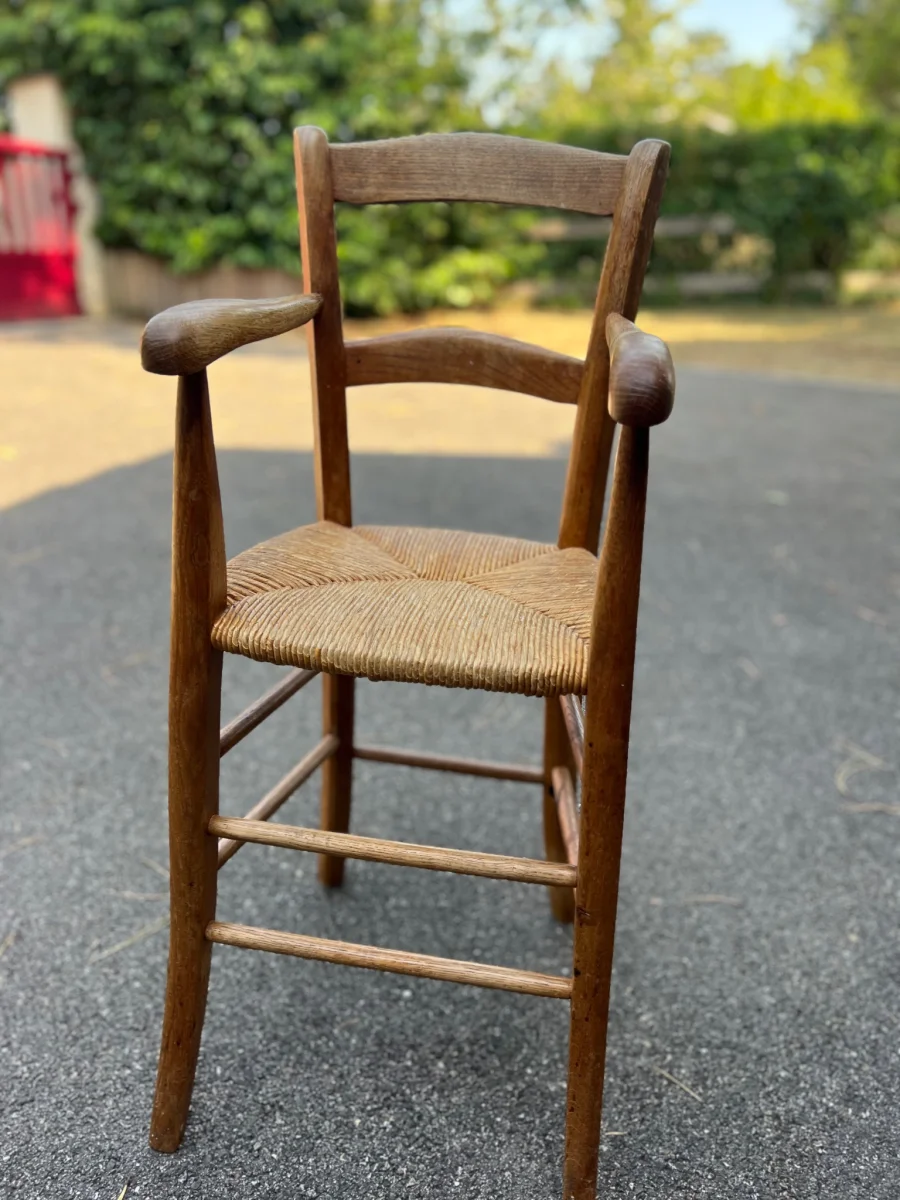 Chaise haute enfant vintage