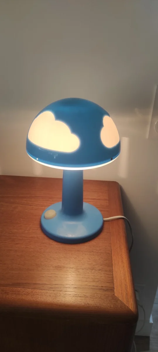 Lampe de table Skojig à champignon et nuages par Henrik Preutz pour Ikea, 1990