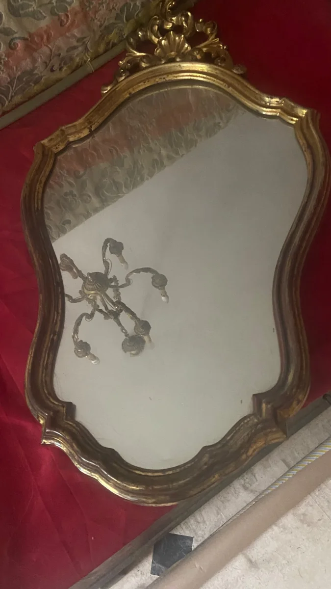 Petit Miroir Mural Ancien Baroque Doré Fronton Coquille Rocaille -