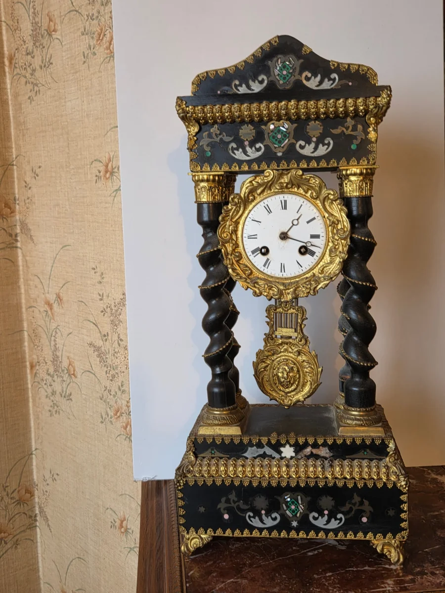 HORLOGE EMPIRE